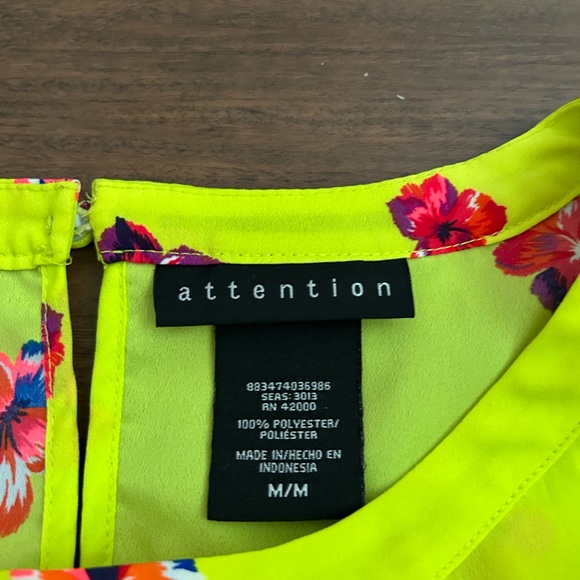 Floral blouse - Picture 2 of 3